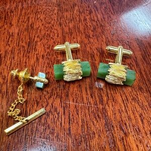 Green Jade and Goldtone tie tac and cufflinks